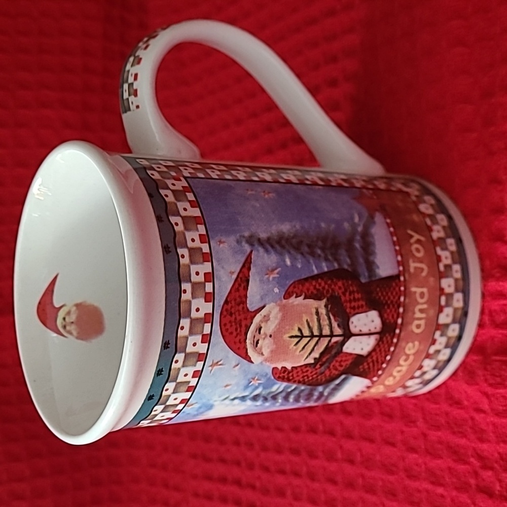 Holiday Cheer Vintage Santa Mug - White and Red
